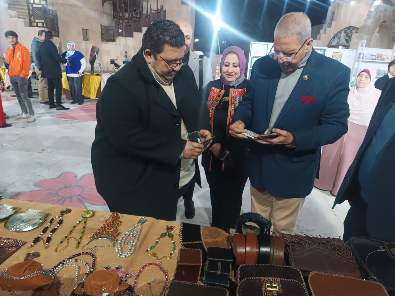 بعد ليال حافلة لاقت إقبالا غفيرا..   قصور الثقافة تختتم ليالي رمضان بالحديقة الثقافية بالسيدة زينب 